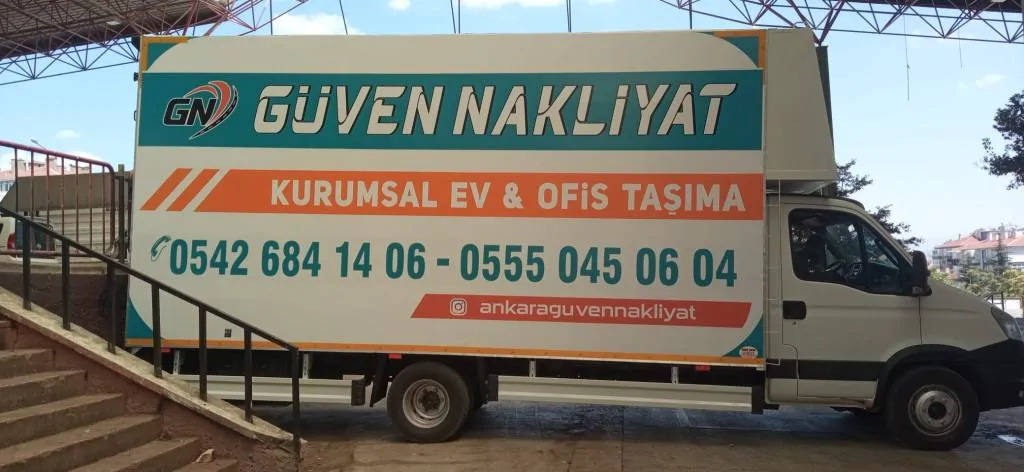 Dosta malı 2012 model motoru yapılmış uzun yol aracı – fotoğraf 3