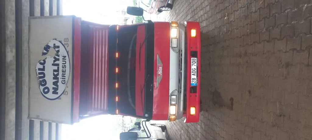 Hino fb 112 9300 basar tonaj – fotoğraf 1