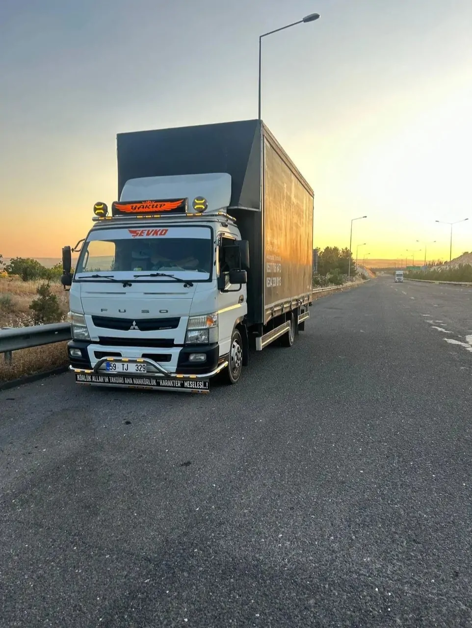 Mitsubishi Fuso – fotoğraf 2
