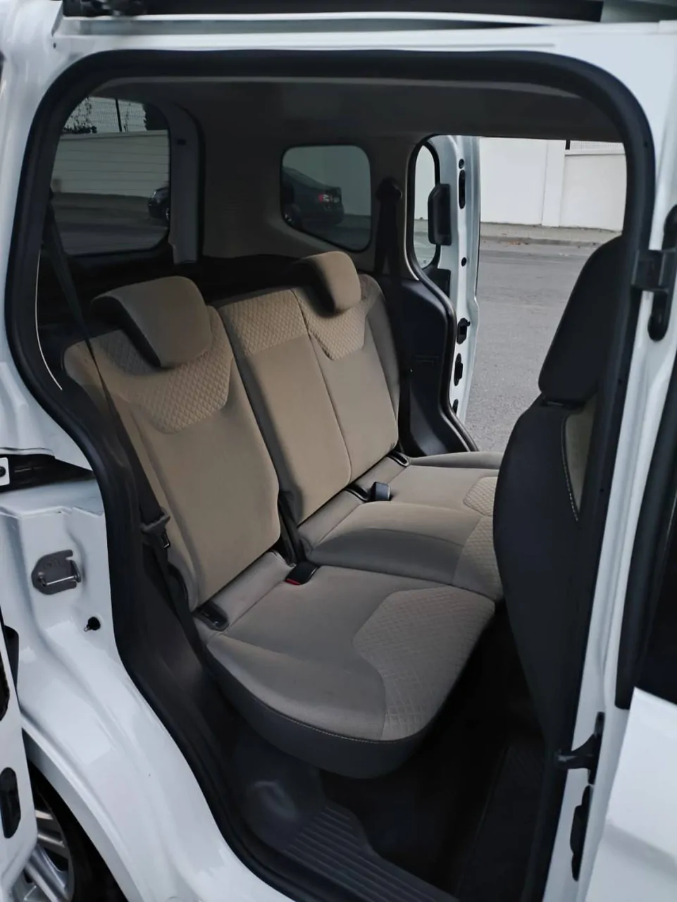 Ford courier 2021 – fotoğraf 11
