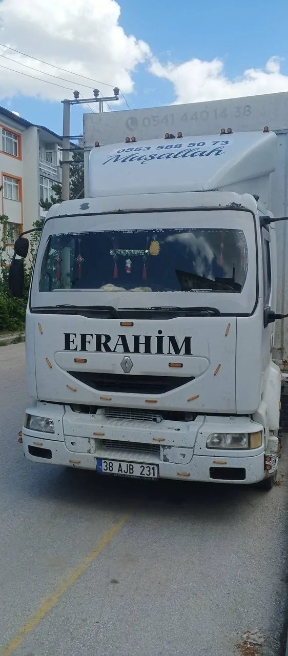 Satılık Renault 6 teker 220 lik – fotoğraf 2