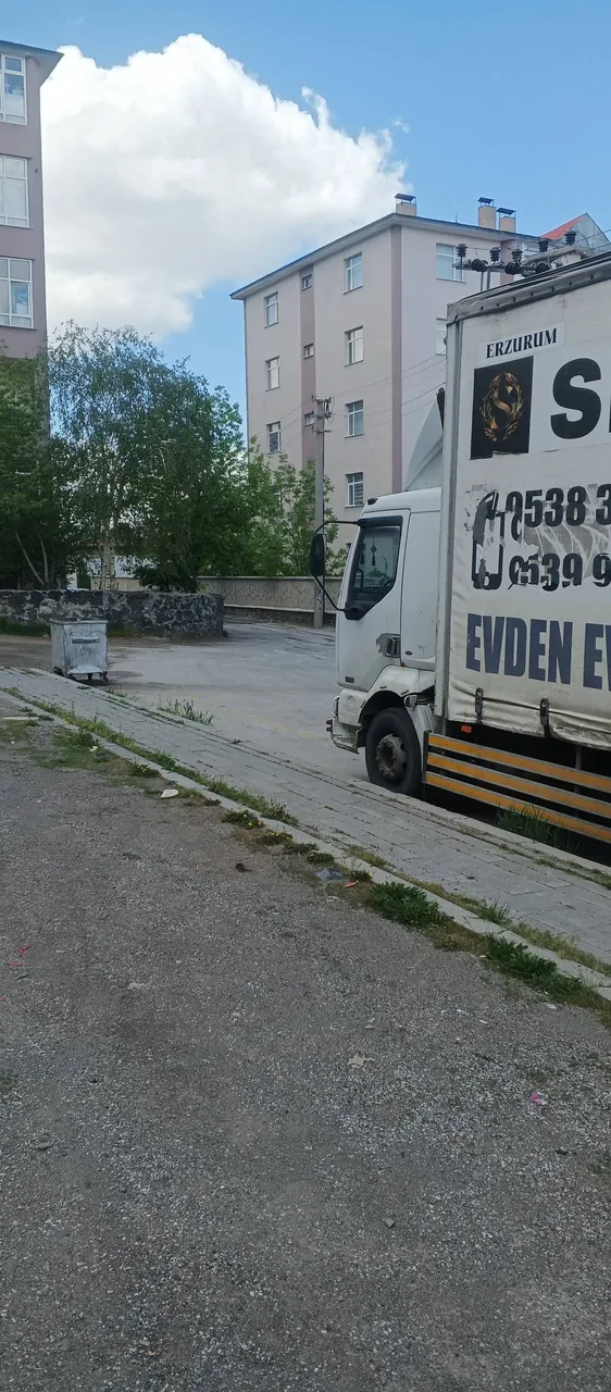 Satılık Renault 6 teker 220 lik – fotoğraf 5