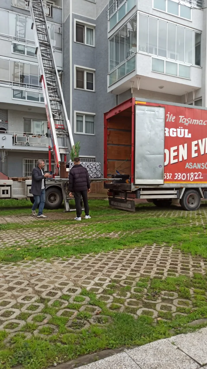 Mitsubishi uzun şase – fotoğraf 2