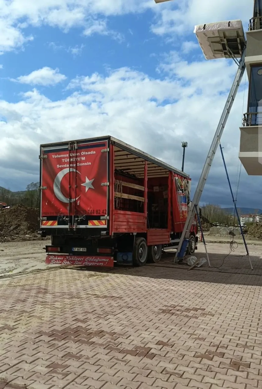 Her yüke uyumlu kasalı 2521 mersedes – fotoğraf 4
