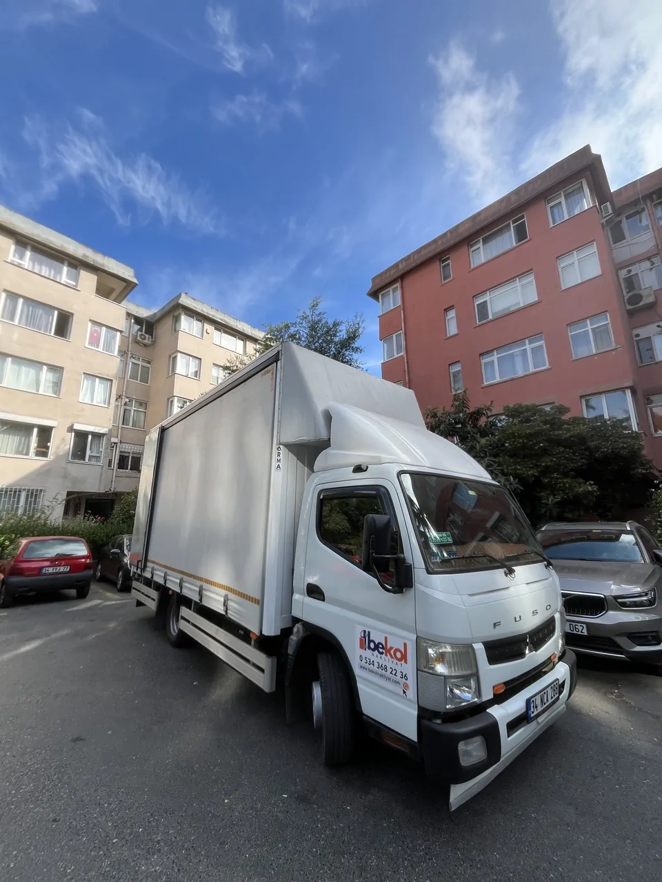 temiz uzun şase kamyonet fuso – fotoğraf 4