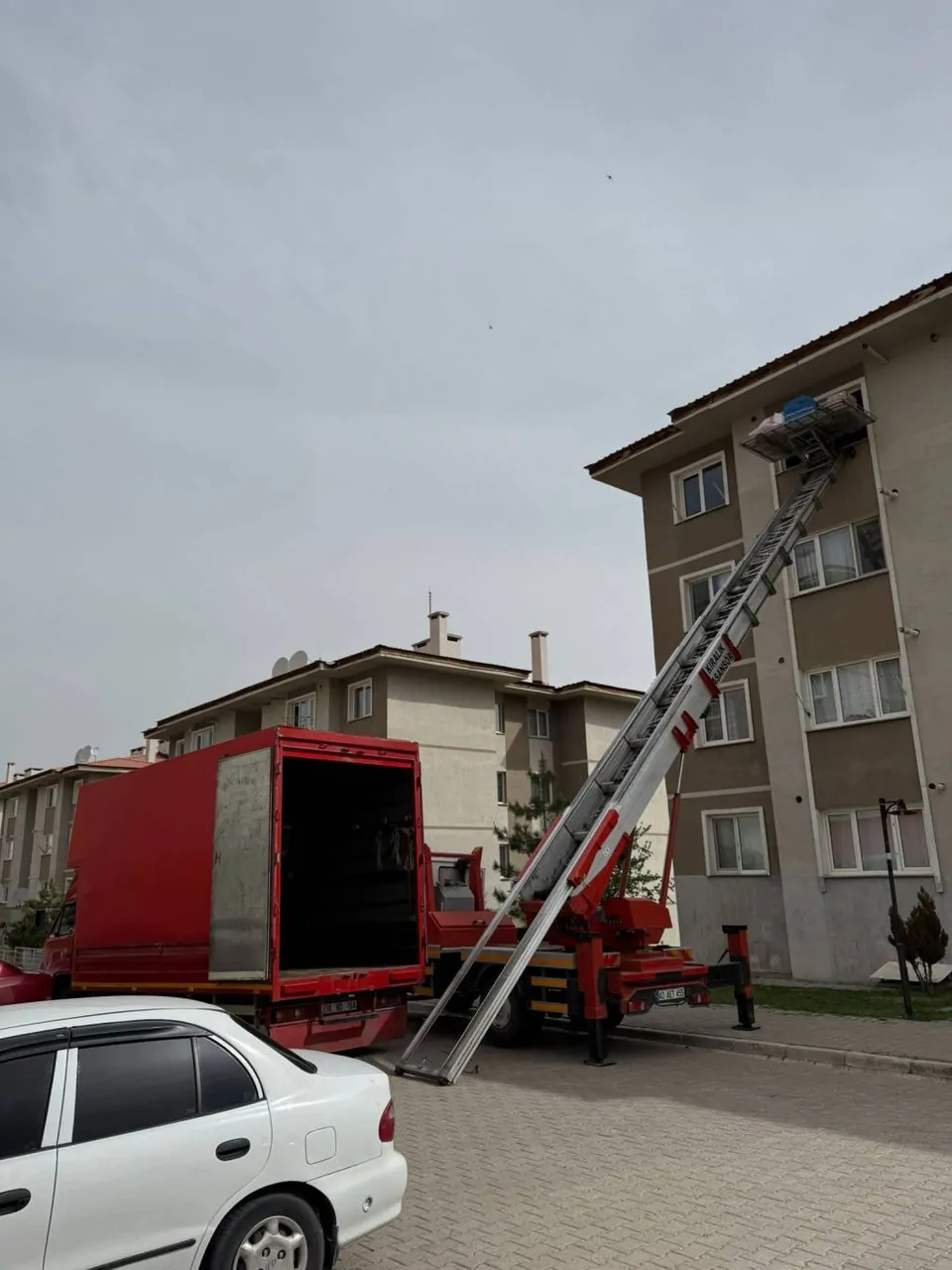 Tertemiz Araç ve asansör sıkıntısız ikiside – fotoğraf 5