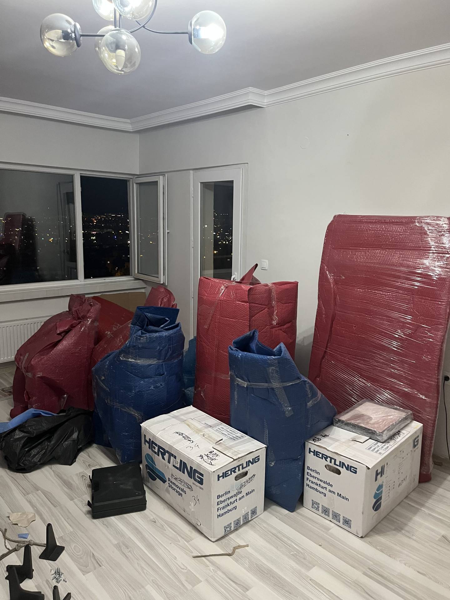 Canyurt Asansörlü Nakliyat