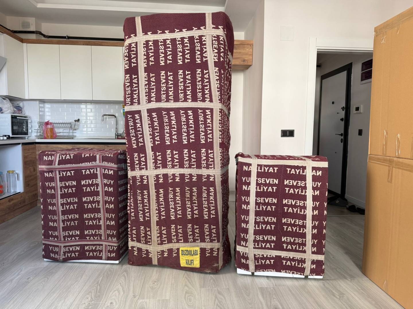 Yurtseven Nakliyat Asansörlü Evden Eve Nakliyat