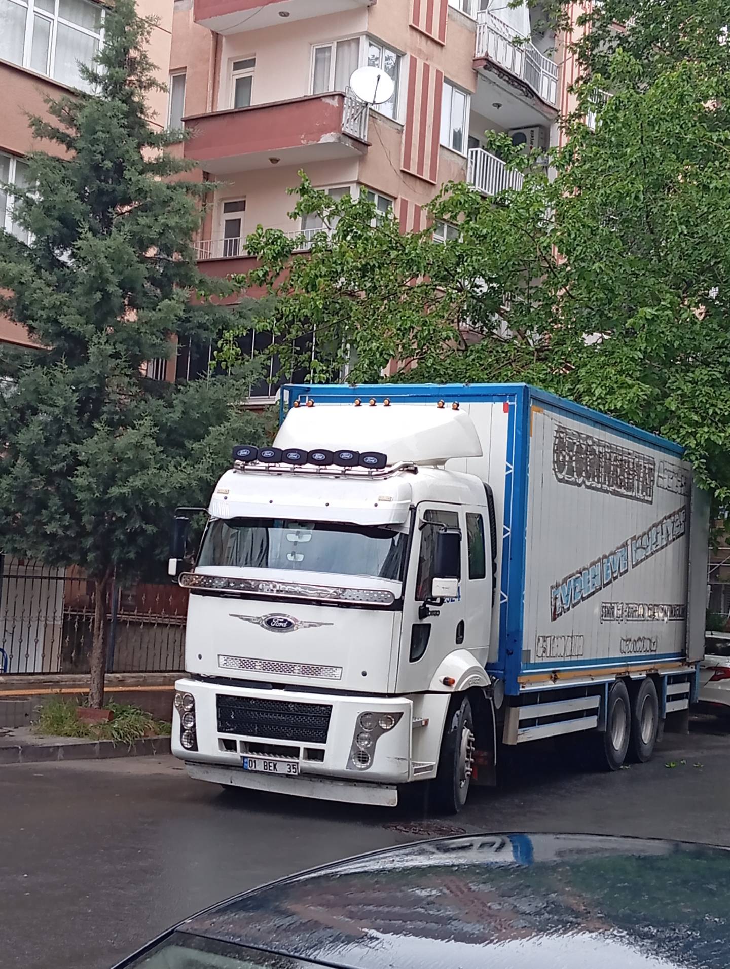 ÖZGÜN  NAKLİYAT