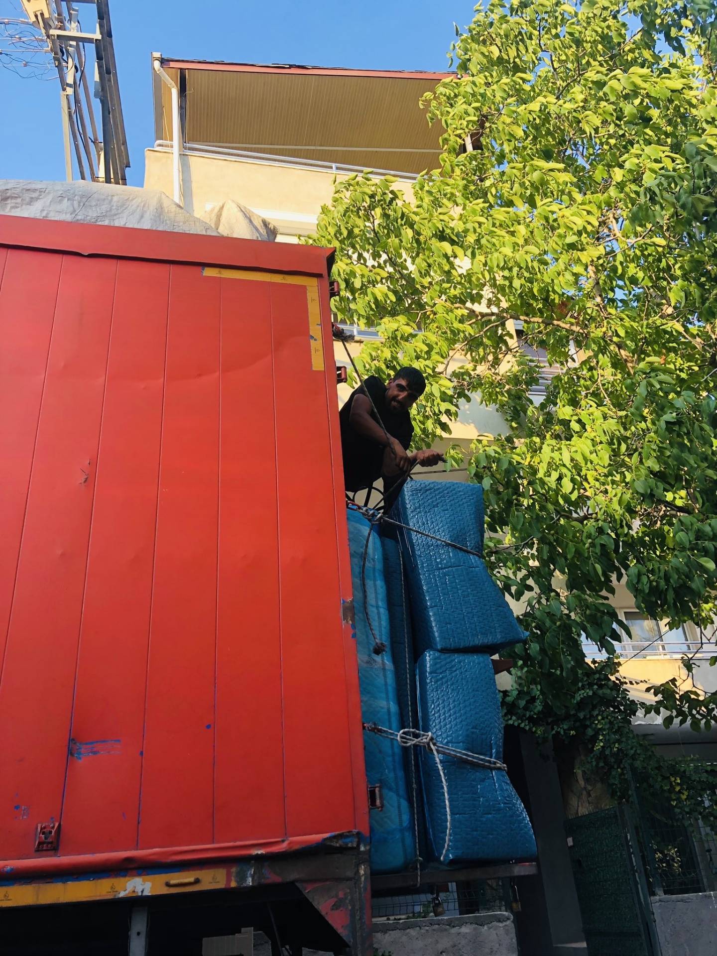 İzmir Silvanlı Asansör Kiralama ve Eleman Temini