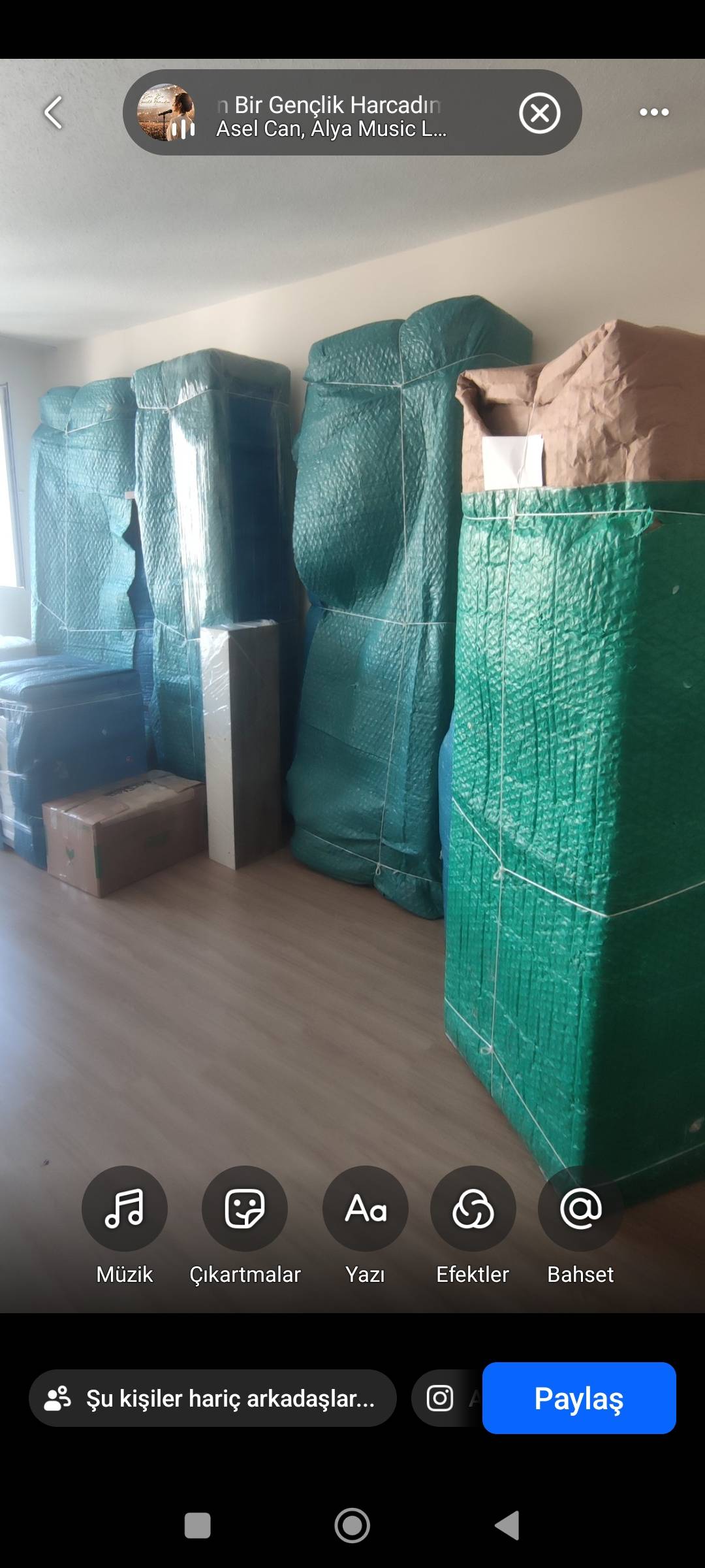 Ankara nakliyat firmamiz, tasinma islerinizi
kolaylastirmak ve daha kisa sürede gerçeklesen
bir hizmet vermek için asansörlü tasima
hizmeti de sunmaktadir. Asansörlü evden eve nakliyat hizmetimizden yararlanarak normal tasima islerine göre daha sorunsuz ve daha çabuk gerçeklesen bir taçinma deneyimi
yasayabilirsiniz.