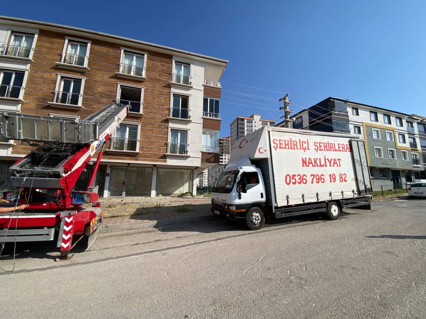 asla iş alıp satma yok kendim başında olmadığım hiç bi işe teklif vermem