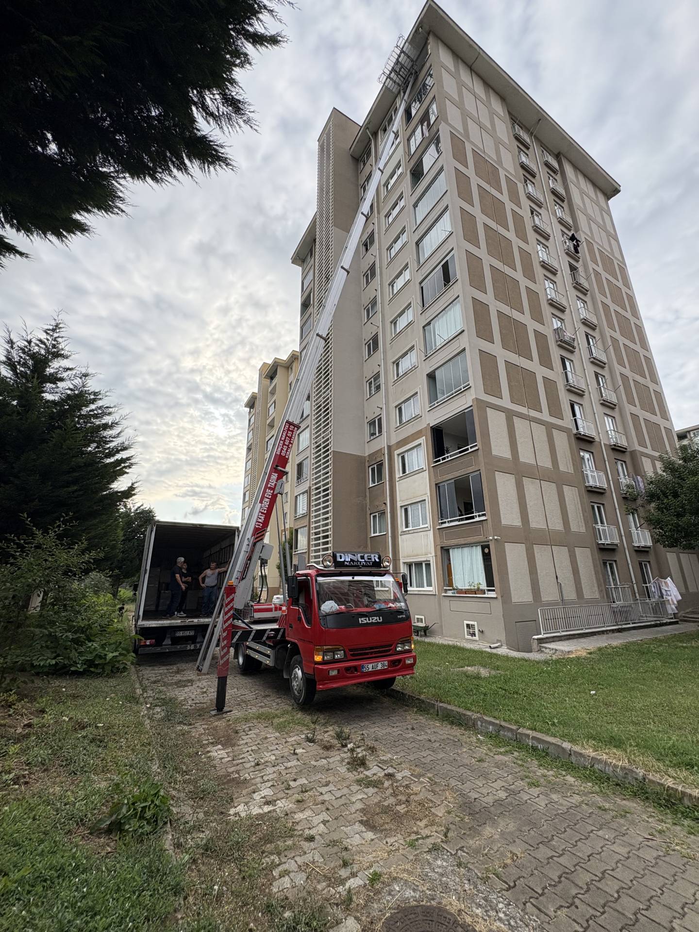 Dinçer Nakliyat Asansörlü Taşımacılık
