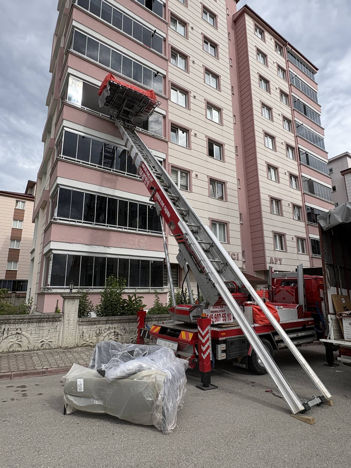 Dinçer Nakliyat Asansörlü Taşımacılık
