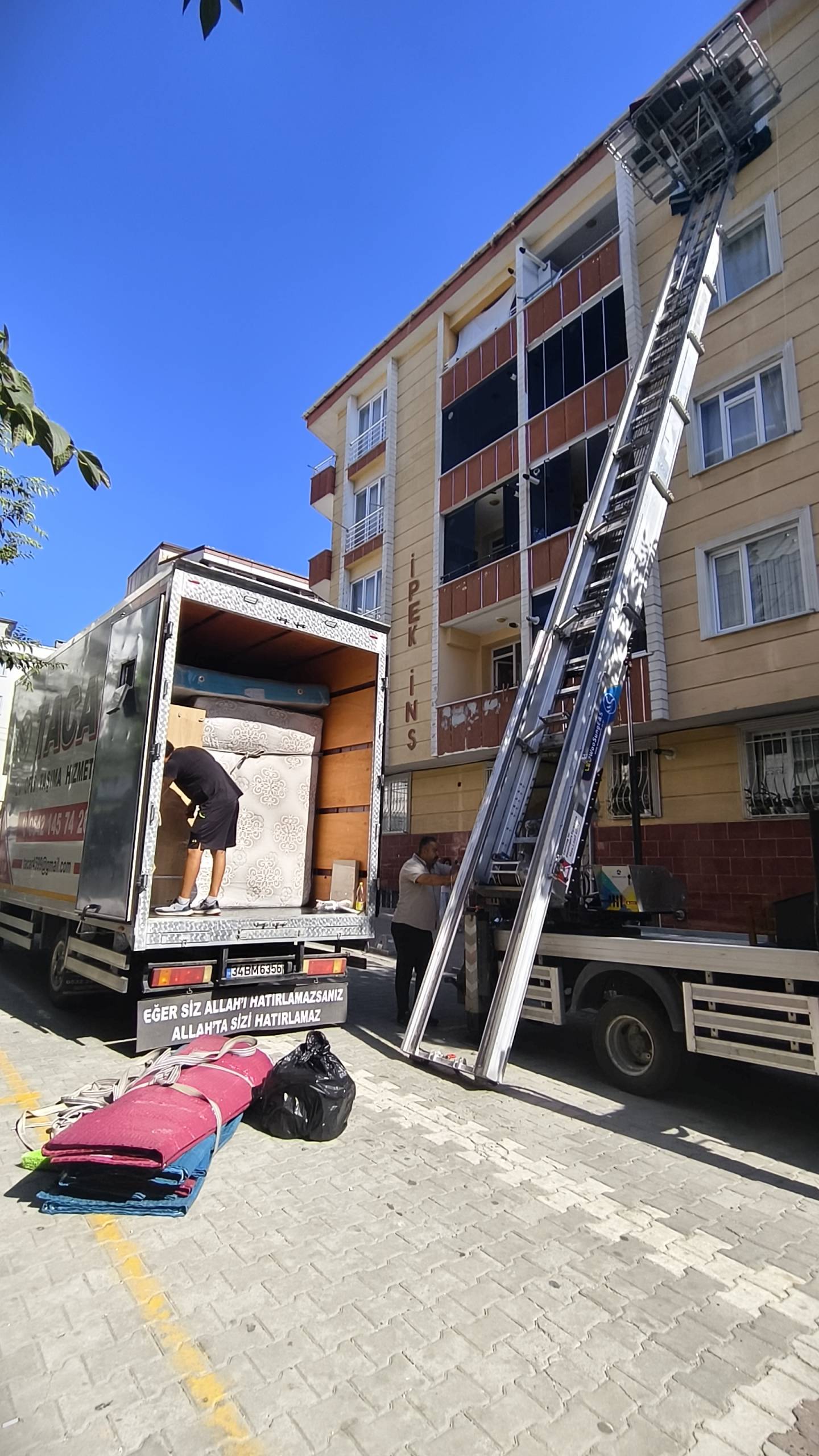 Murat Tacar